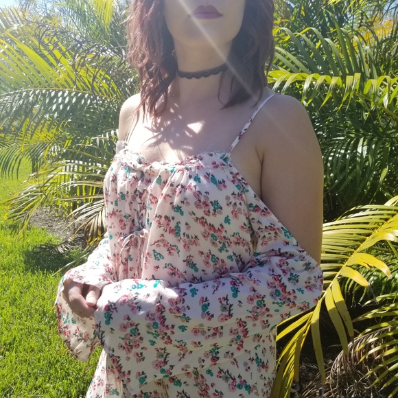 Pink Floral Cold Shoulder Dress - Picture 5 of 6